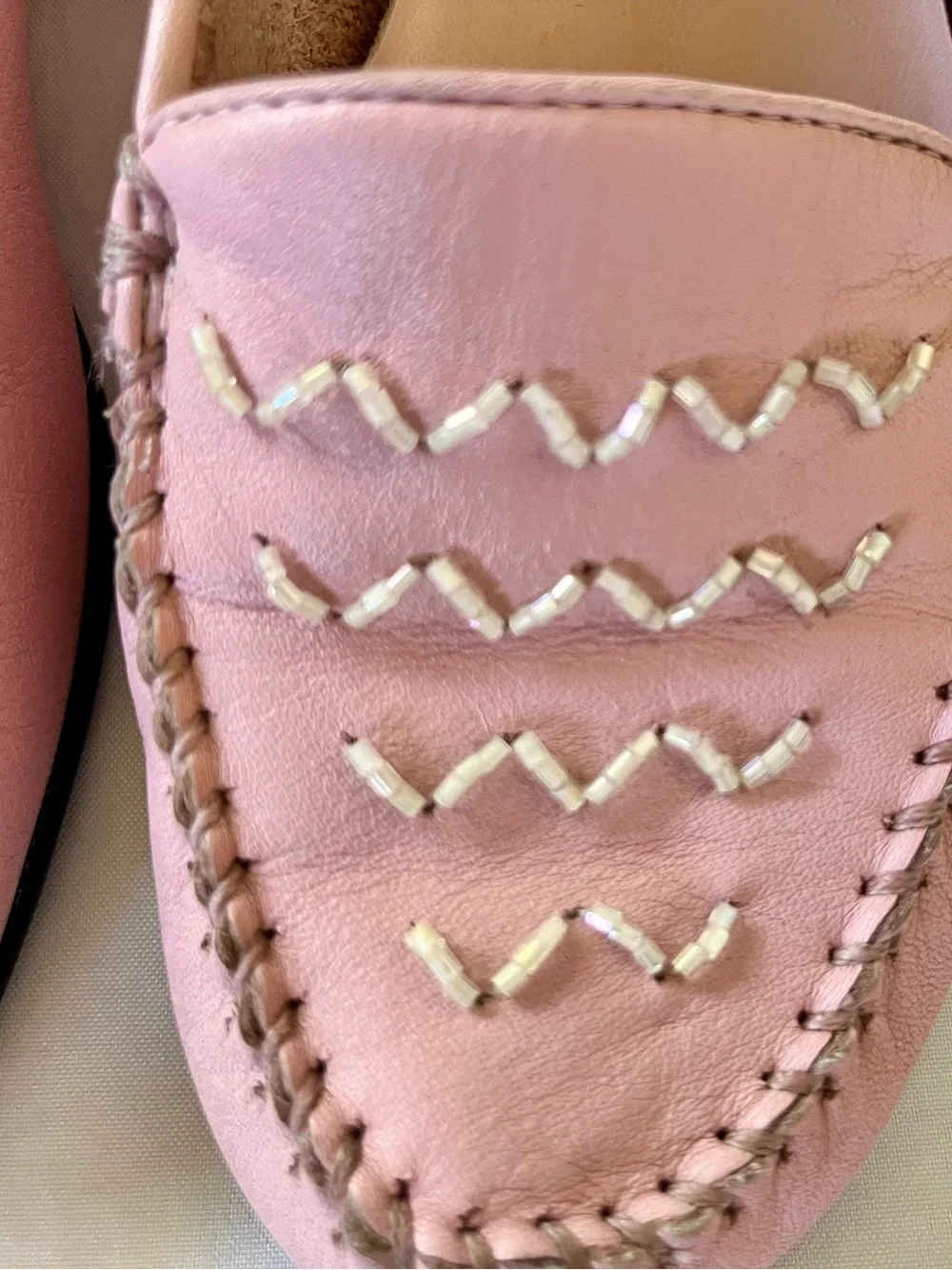 Mootsies Tootsies Light Pink Leather Loafers – Beaded Embellished – 6.5M